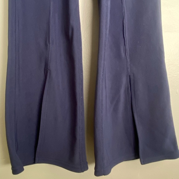 Movement yoga pants - new, just tried on - Picture 2 of 2